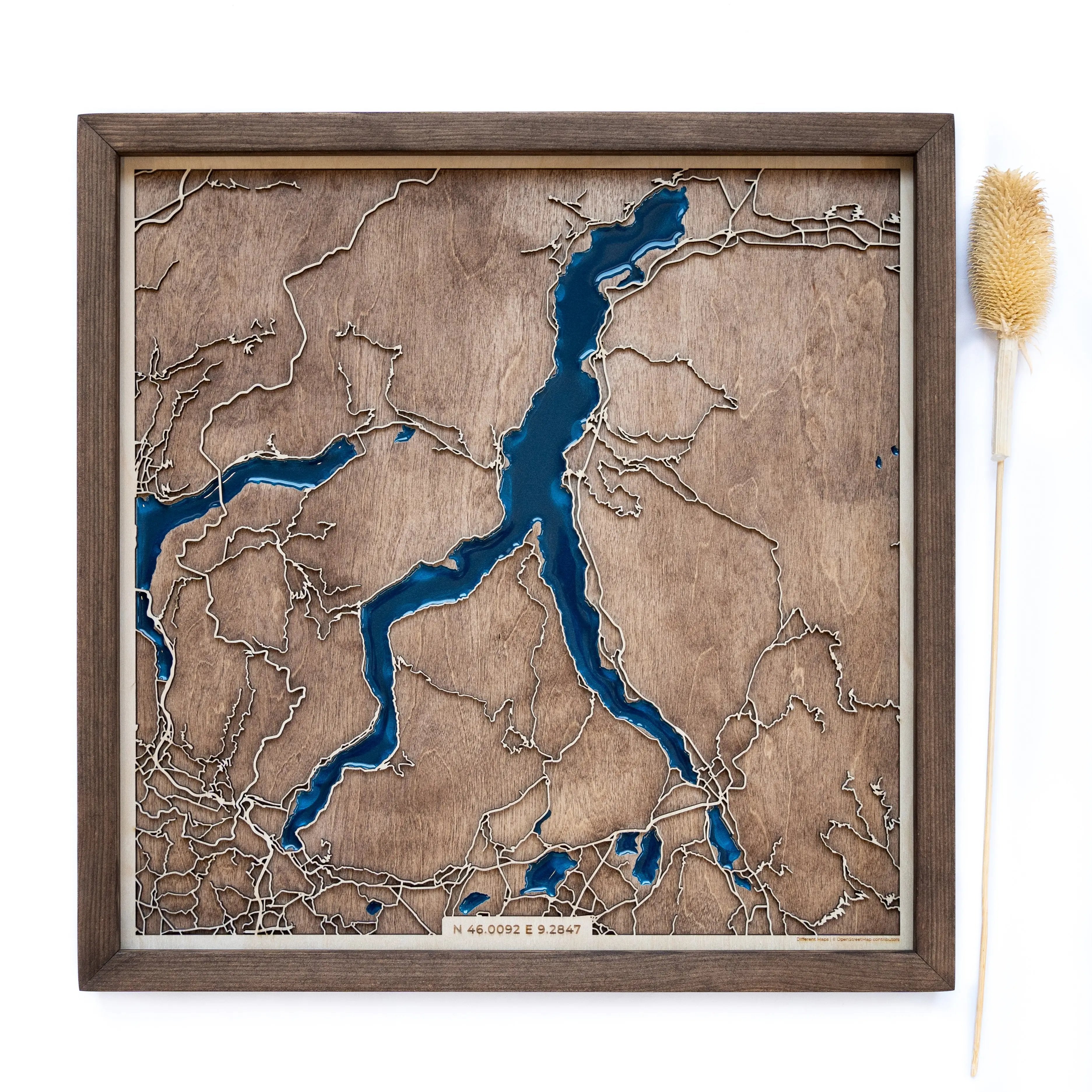 Lake Como Wood Map